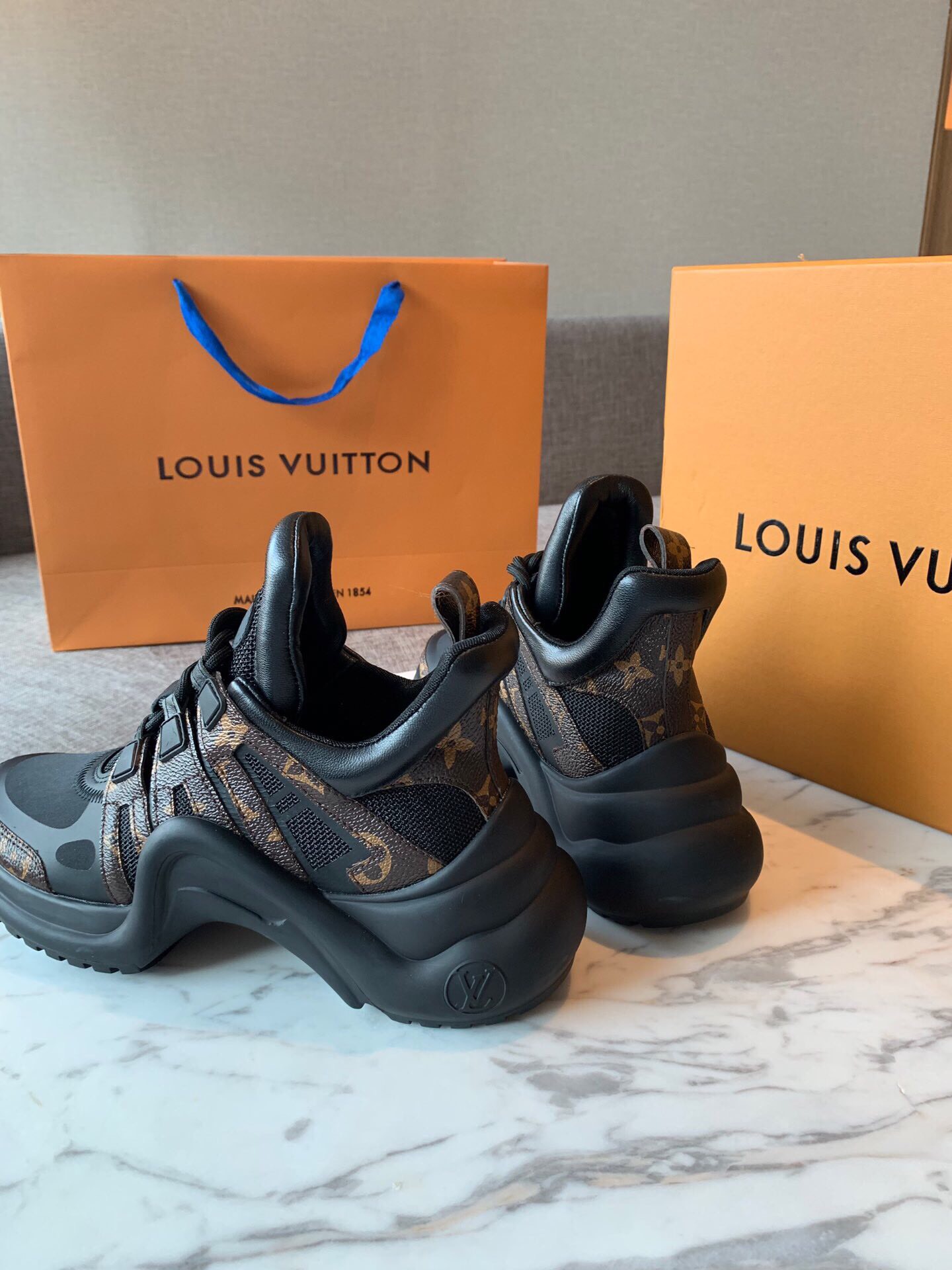 L0vis Vvtt0n Archlight Sneaker 008