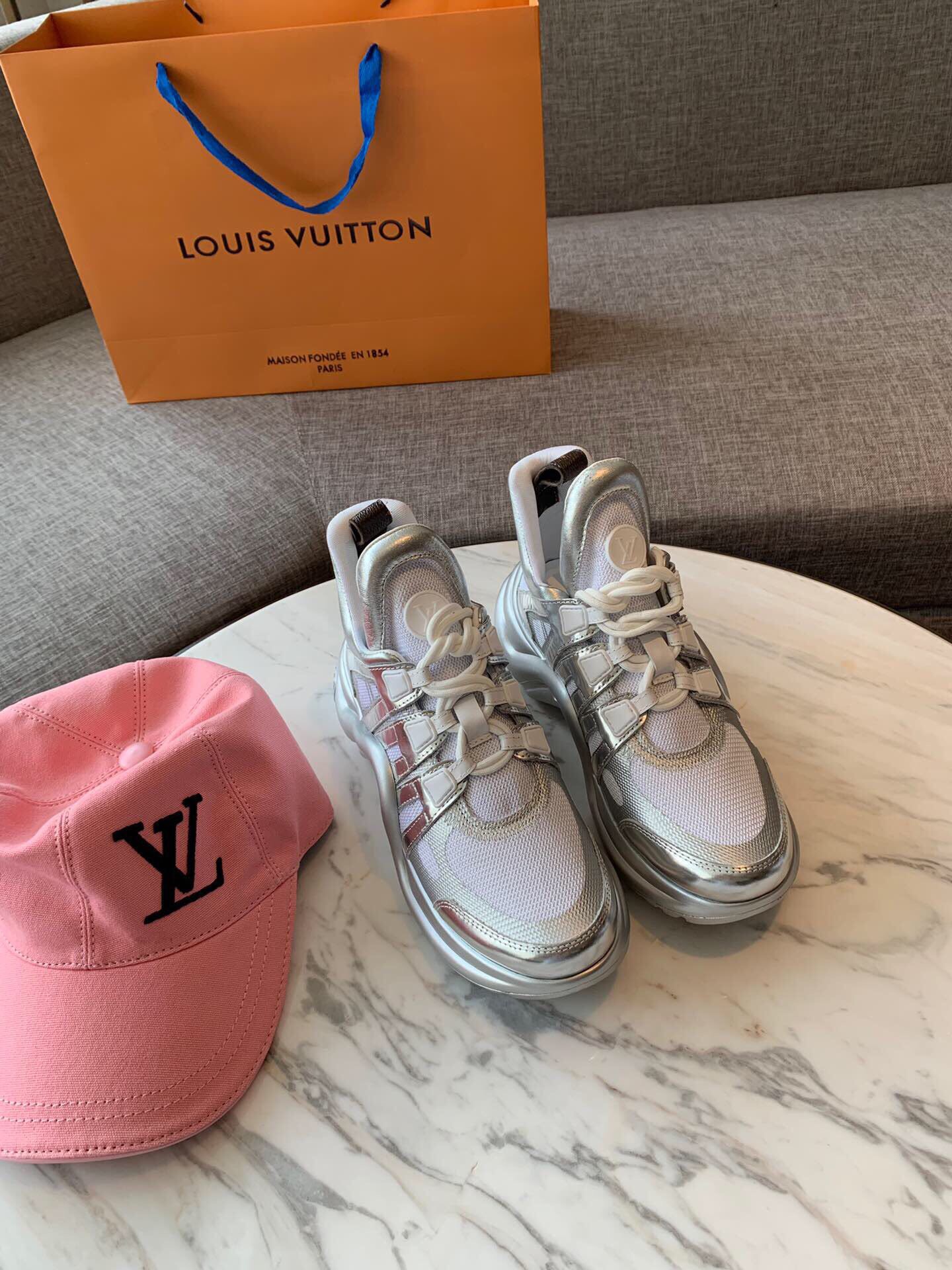 L0vis Vvtt0n Archlight Sneaker 009
