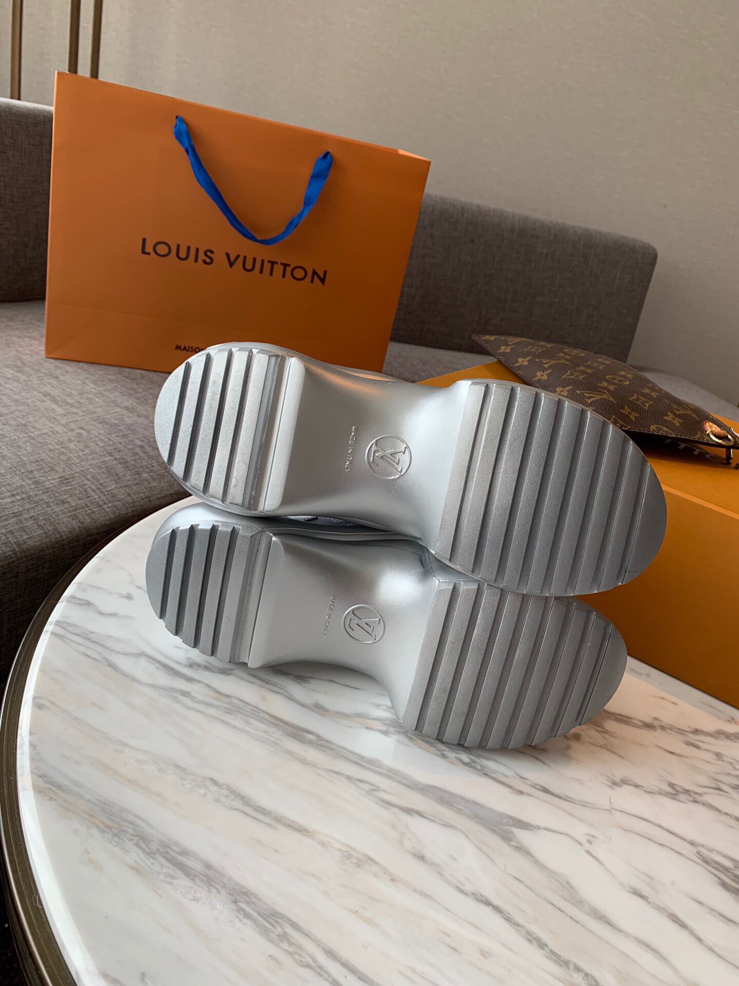 L0vis Vvtt0n Archlight Sneaker 009