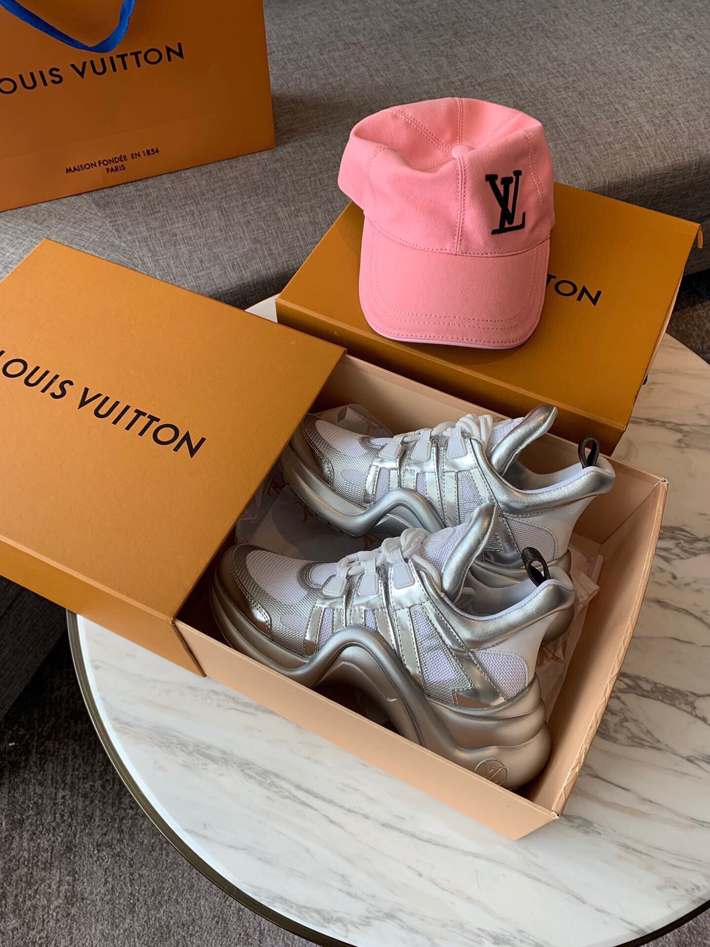 L0vis Vvtt0n Archlight Sneaker 009