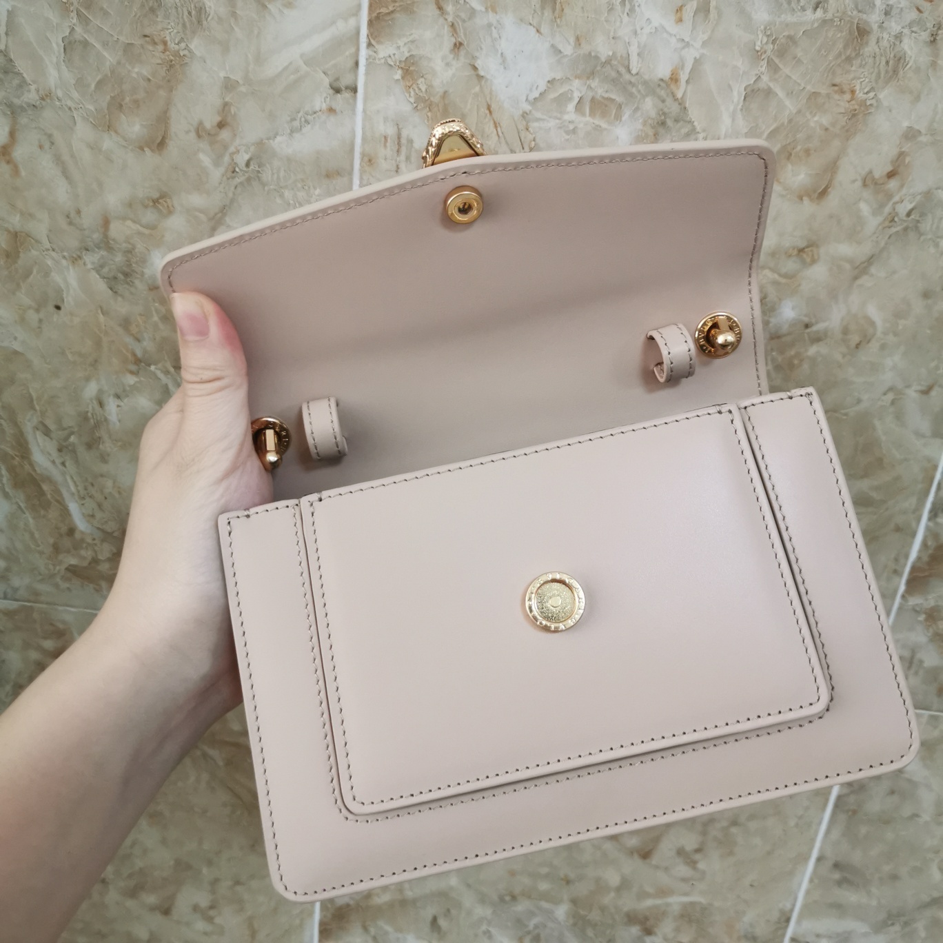 Bv1g*ai Alexande Handbag