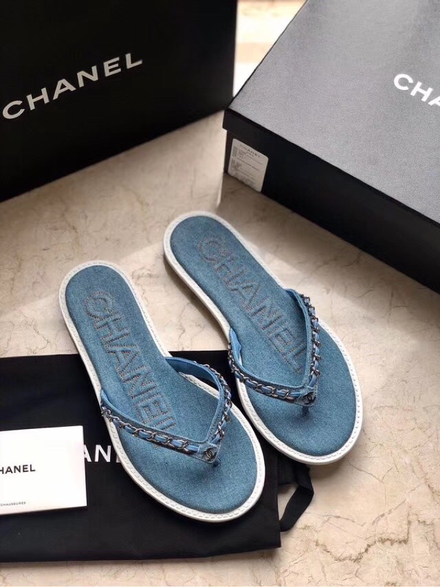 Ch**el Slipper 001