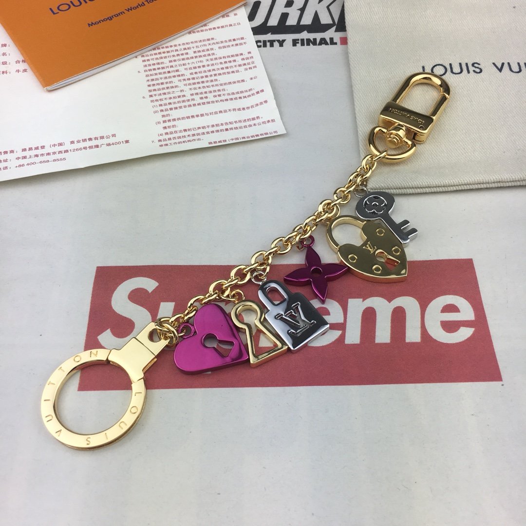 L0vis Vvtt0n Circle Key Holder