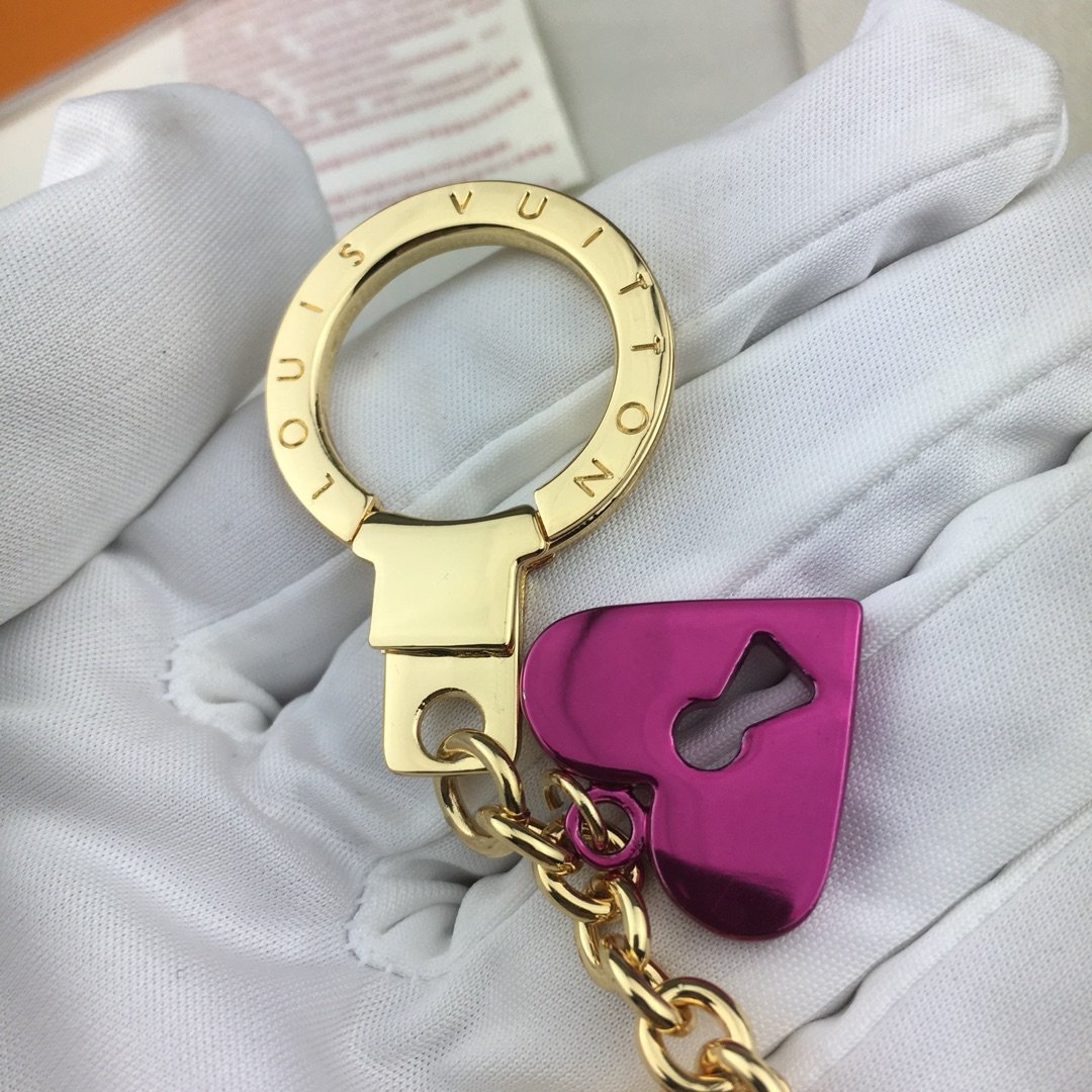 L0vis Vvtt0n Circle Key Holder