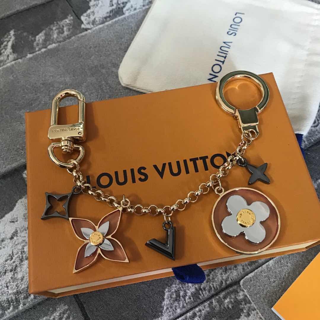 L0vis Vvtt0n Circle Key Holder M68460