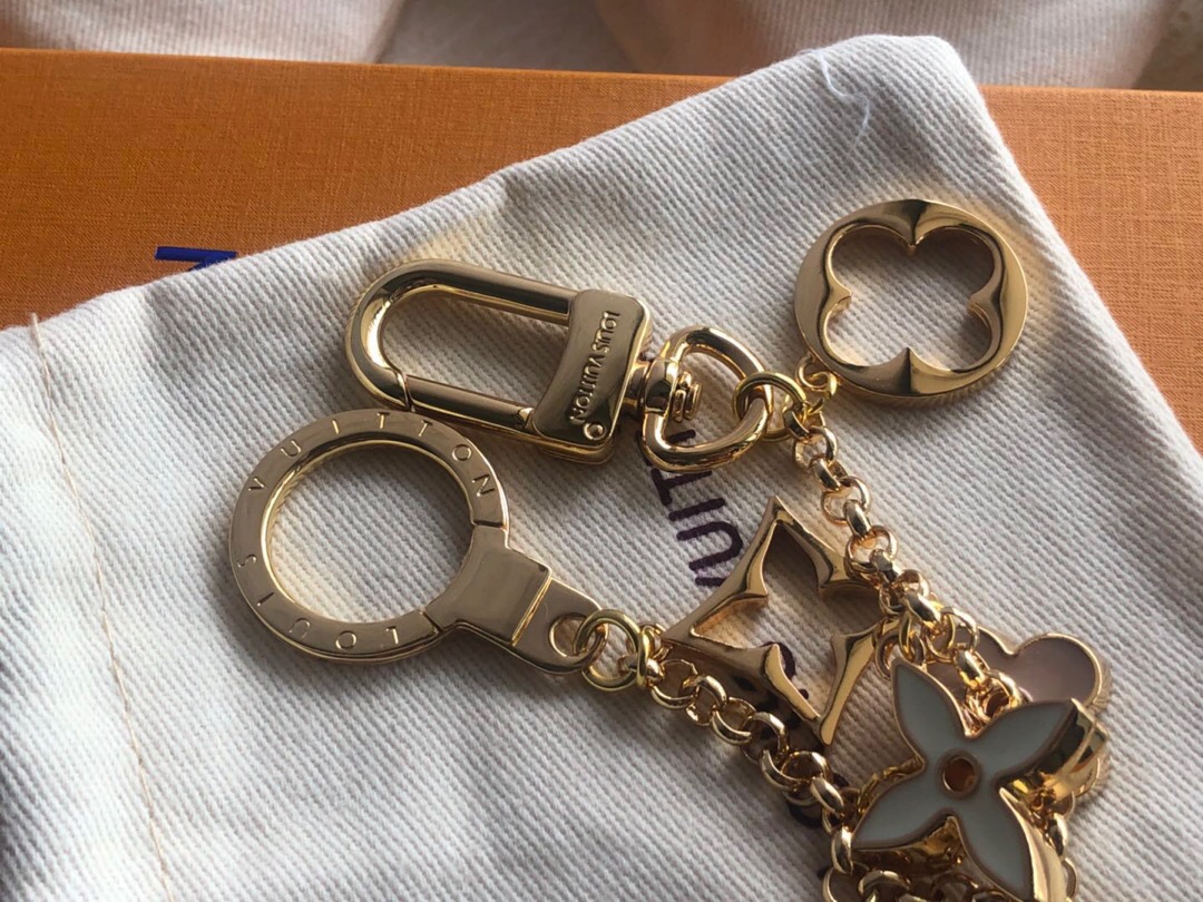 LV M65111 Fleur de Monogram Key Holder