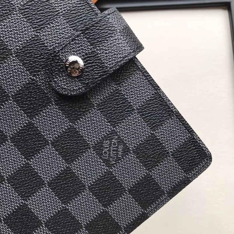LV MEDIUM RING AGENDA COVER 002