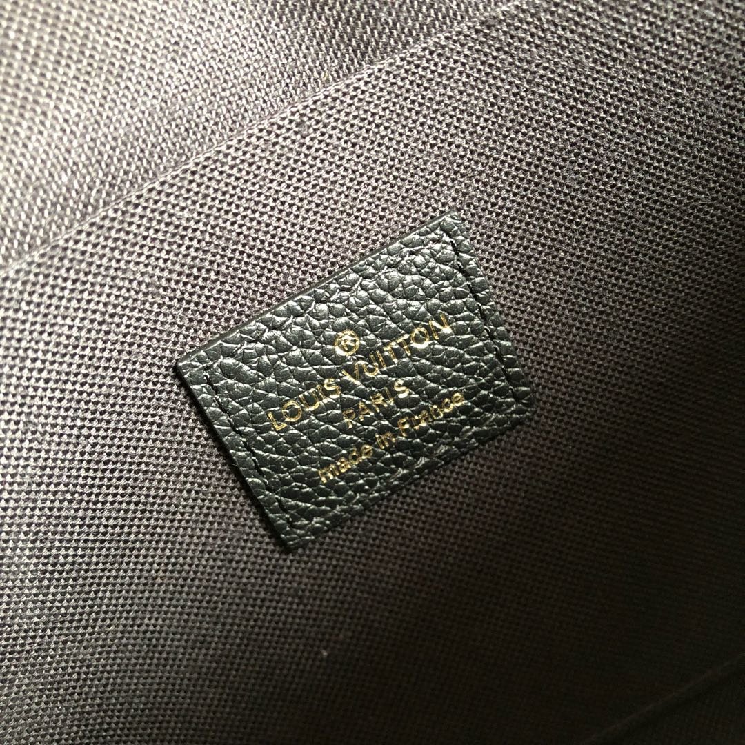 L0vis Vvtt0n POCHETTE FÉLICIE M64064