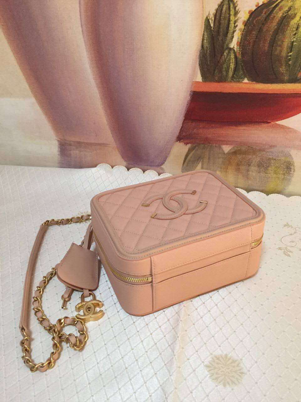 Ch**el medium Caviar Vanity bag