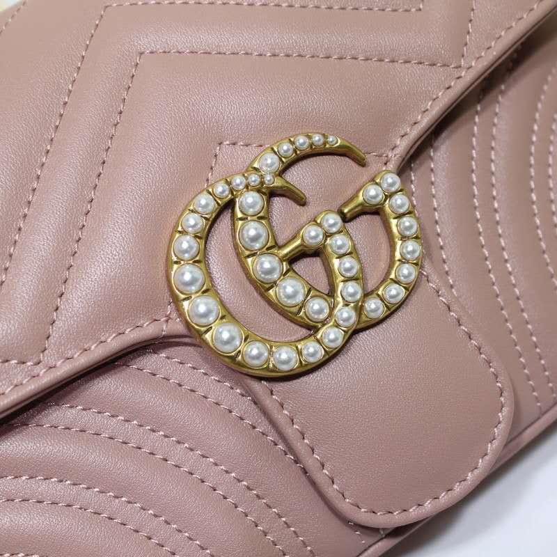 GG Marmont crossbody bag 22.5cm