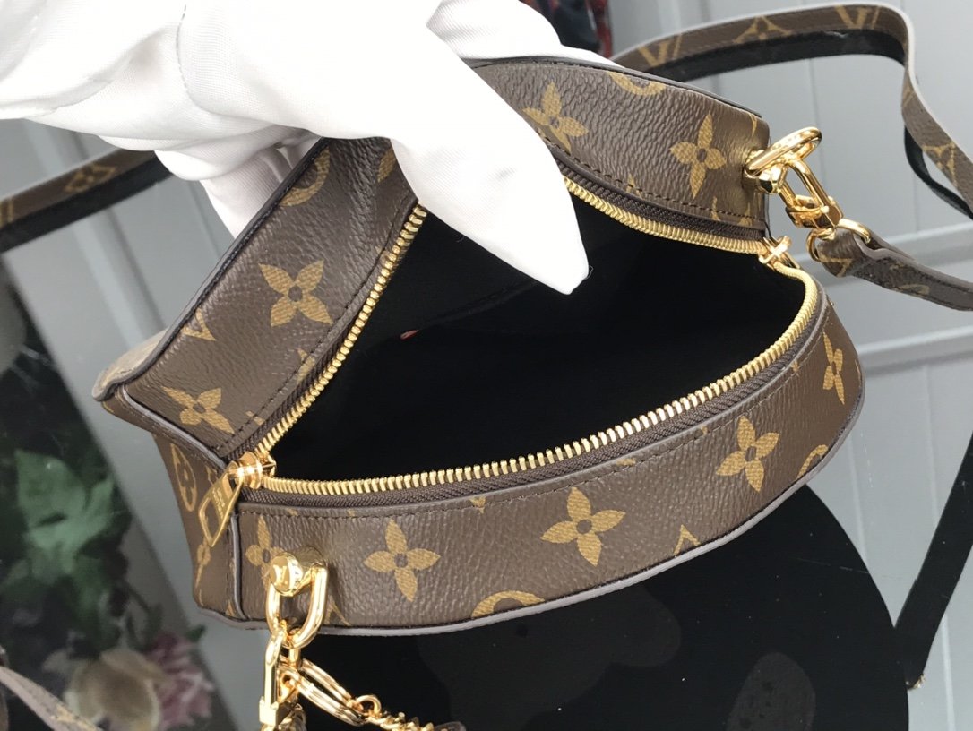 L0vis Vvtt0n Monogram Round Bag