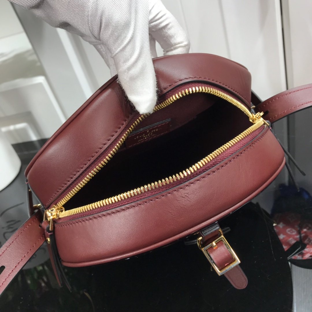 LV Boite Chapeau Souple Bag M53999