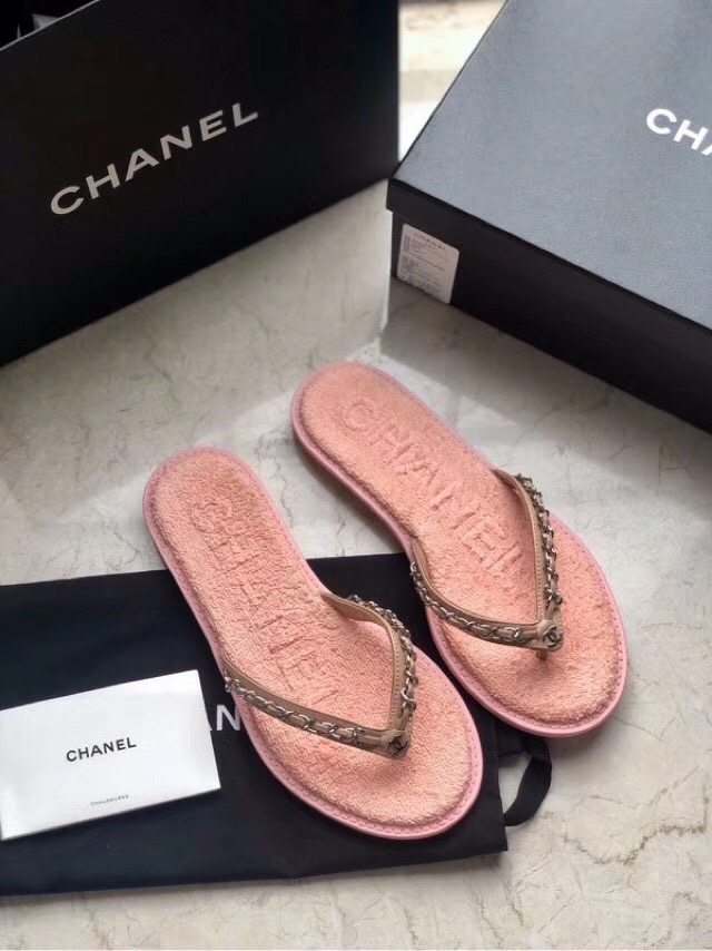 Ch**el Slipper 002