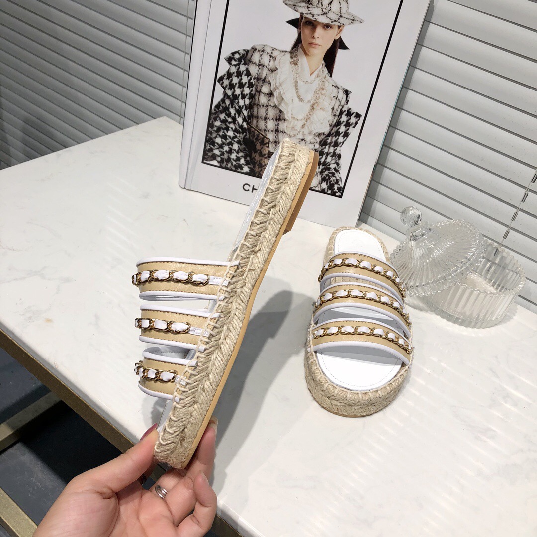 Ch**el Sandals 001