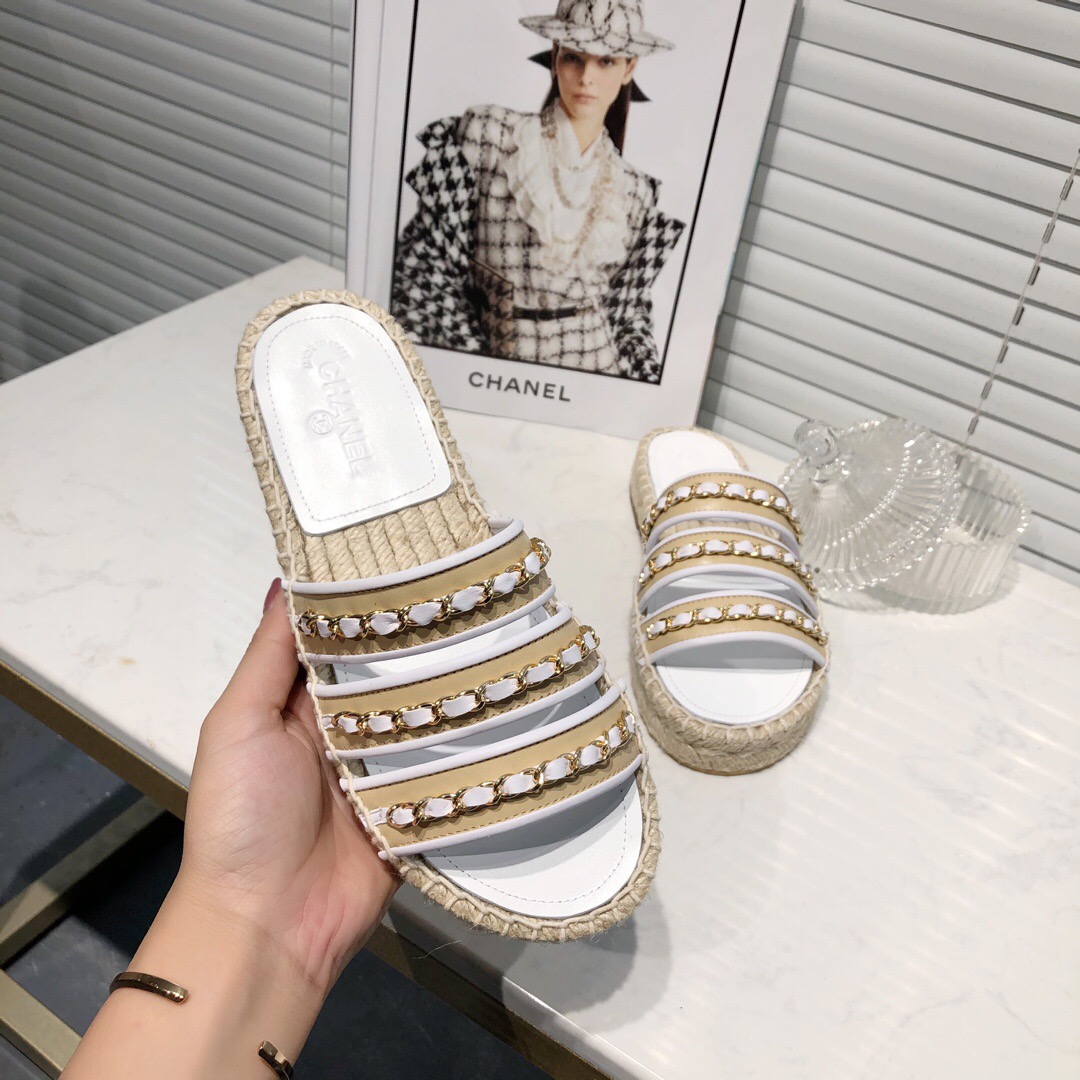 Ch**el Sandals 001