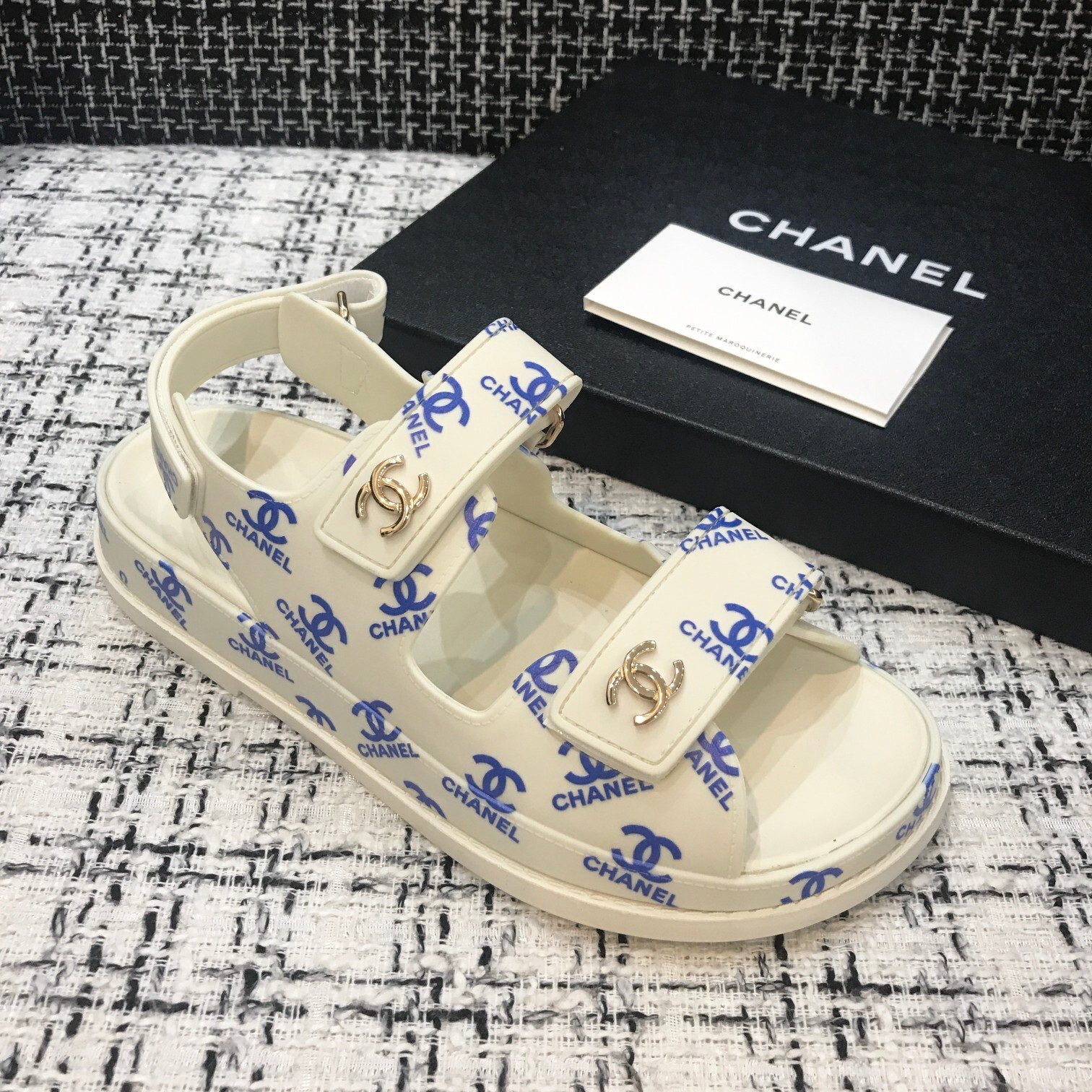 Ch**el Sandals 002