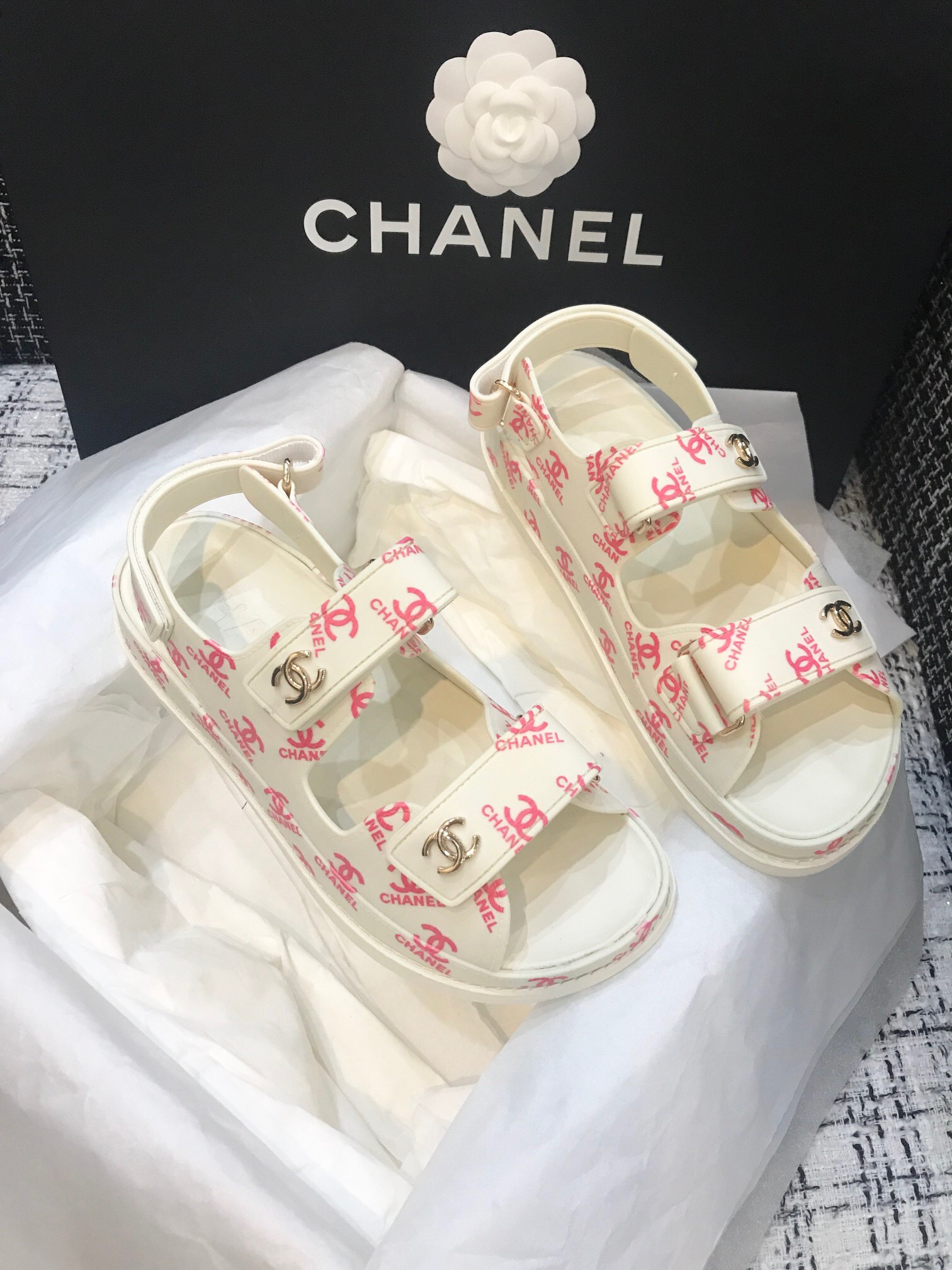 Ch**el Sandals 003