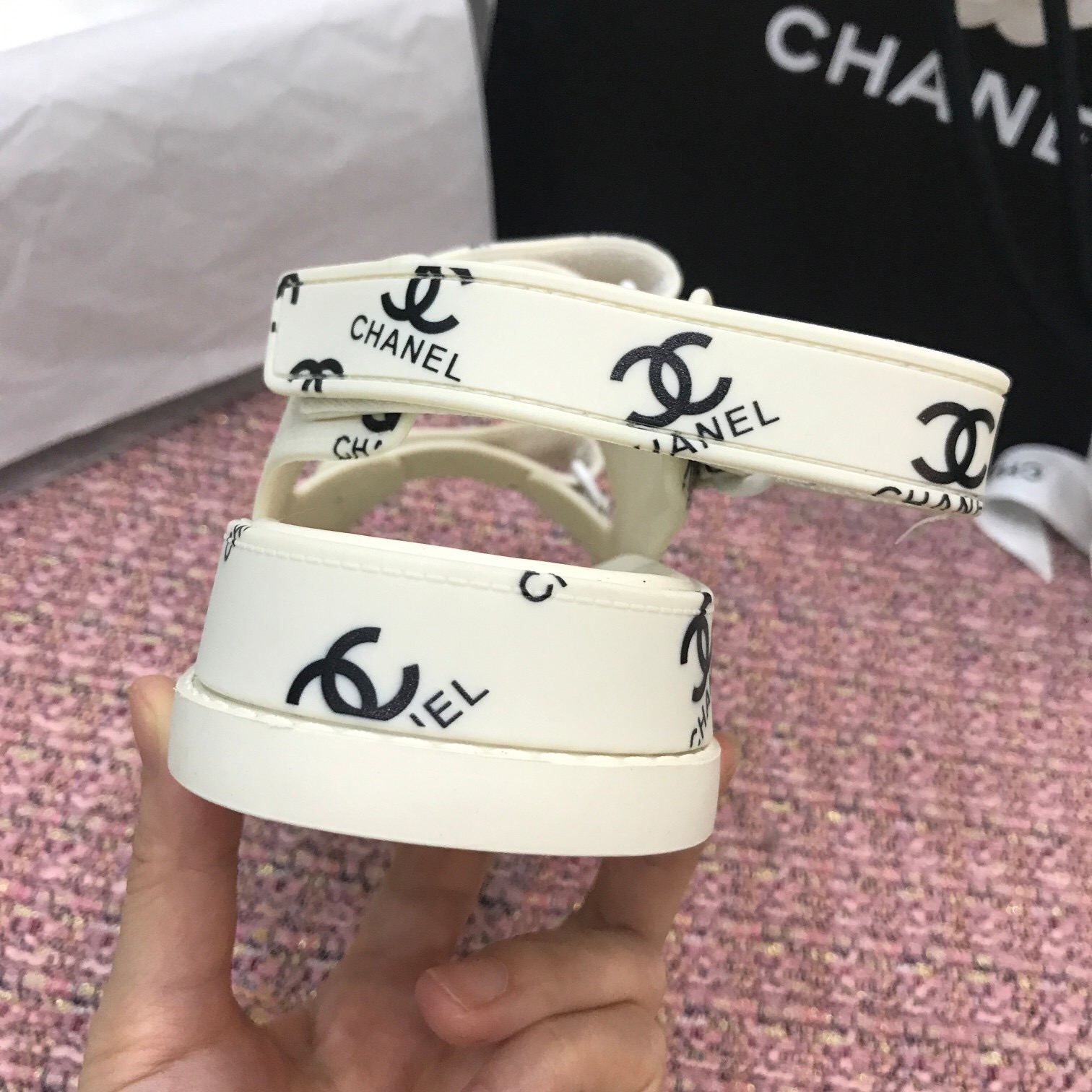 Ch**el Sandals 004