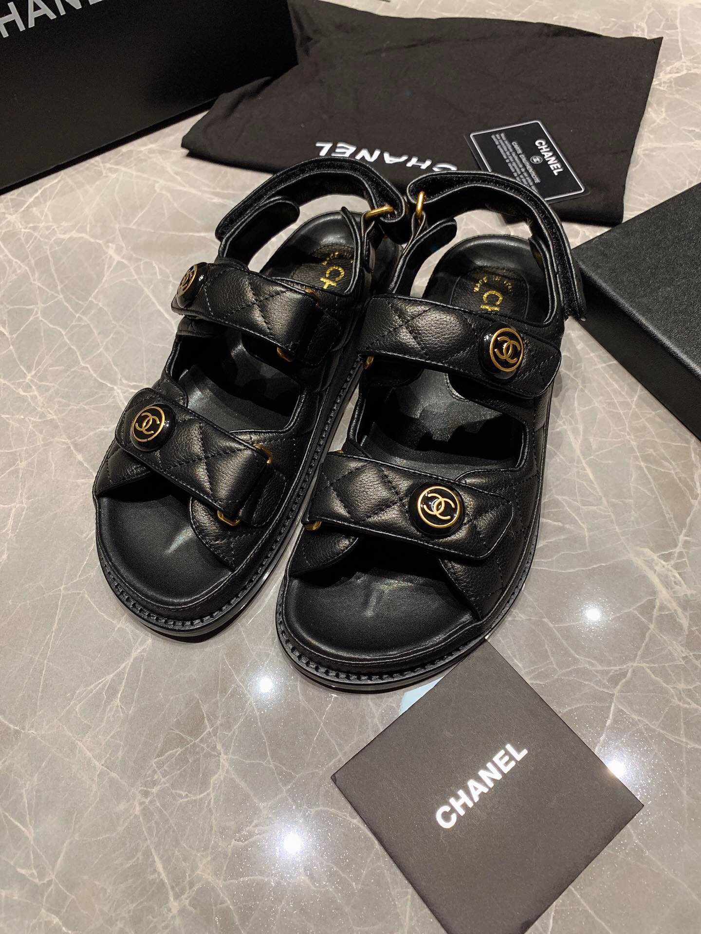 Ch**el Sandals 009