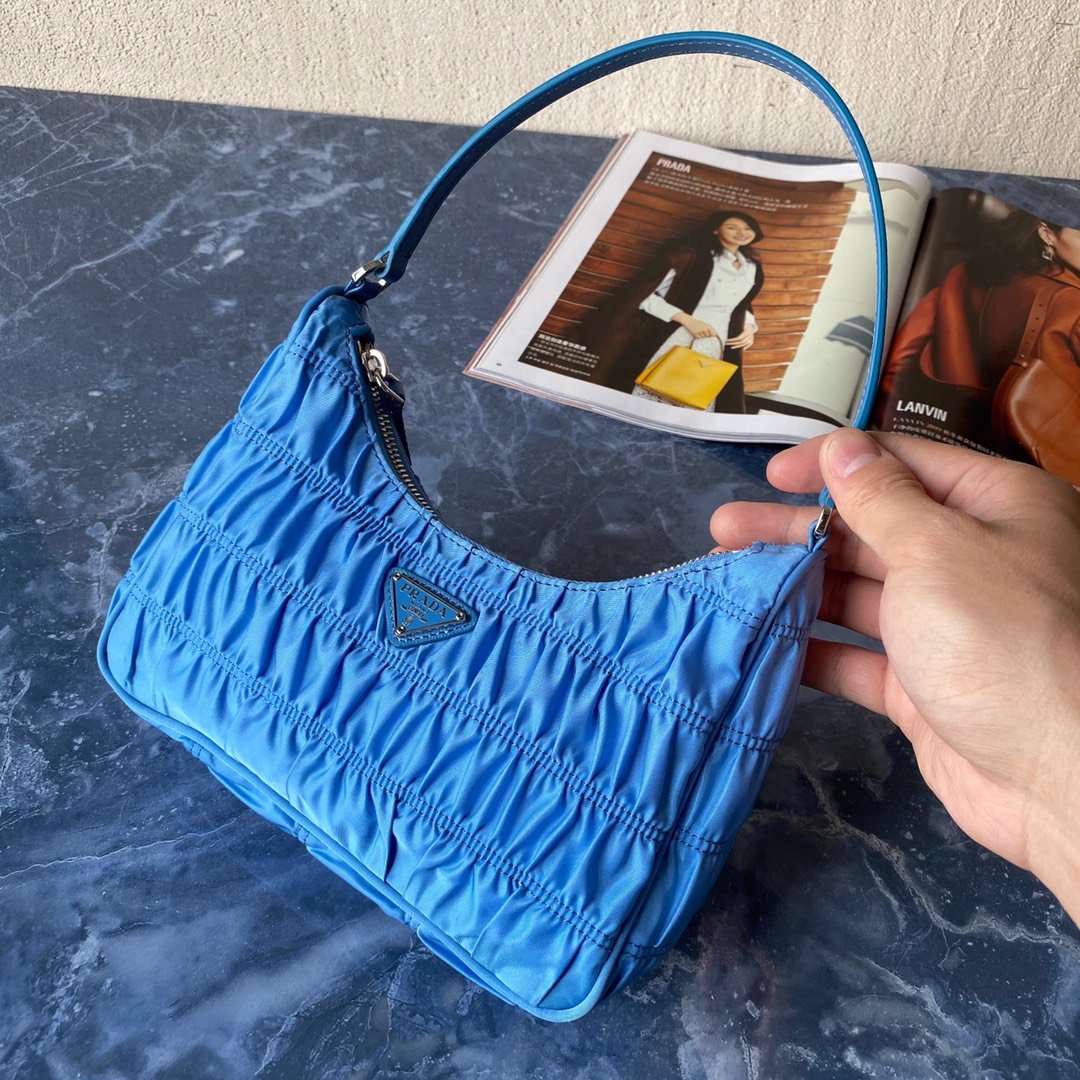 Pra*a Nylon 1NE204 Hobo Bag 22cm 002