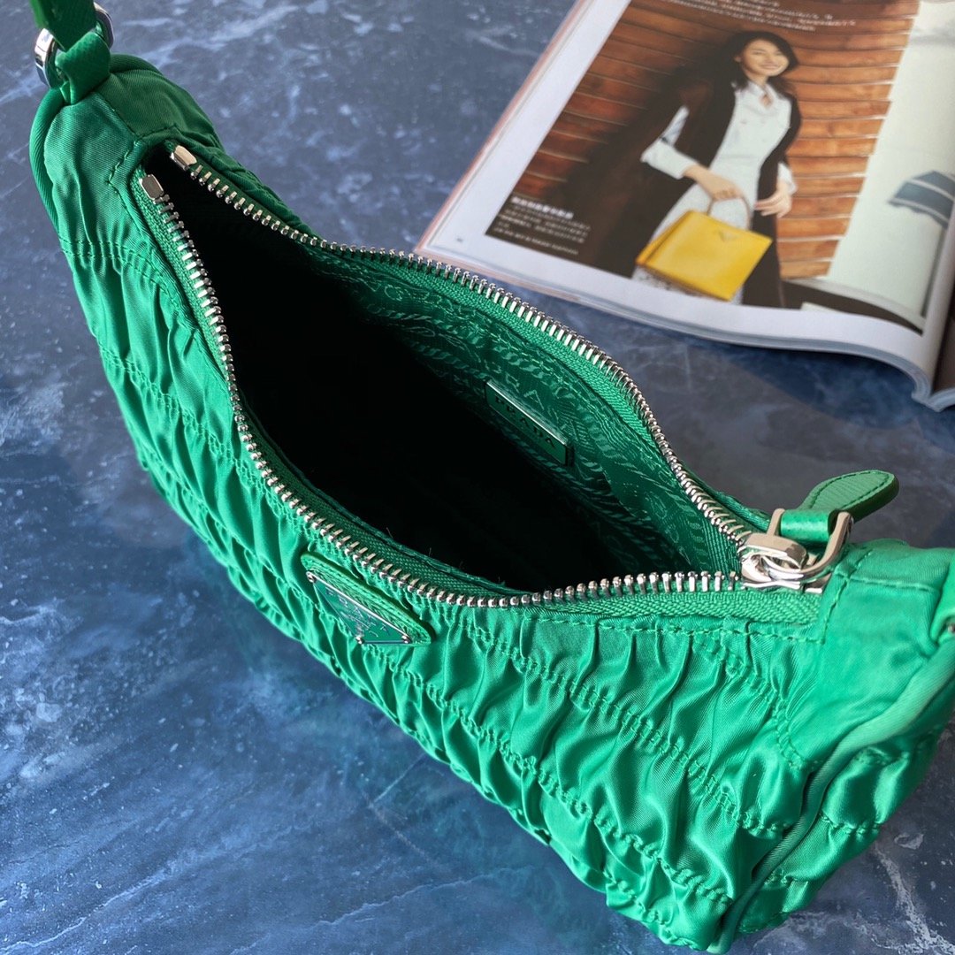 Pra*a Nylon 1NE204 Hobo Bag 22cm 003