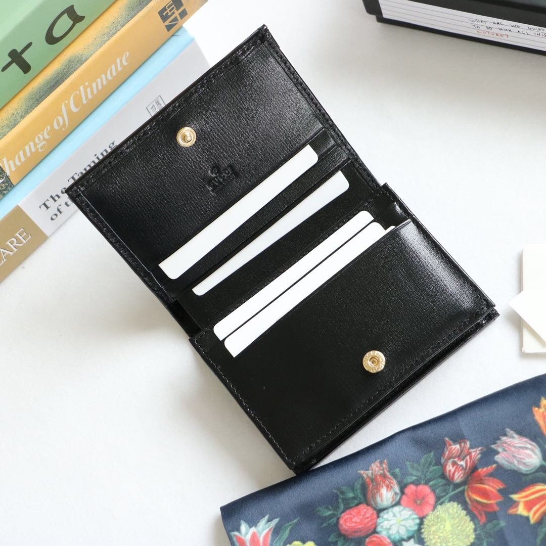 Gvc*1 wallet 621887 001