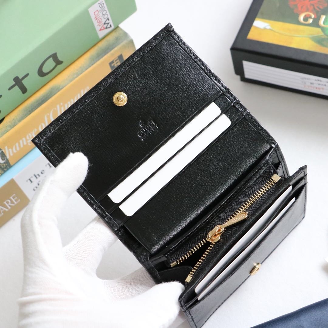 Gvc*1 wallet 621887 003