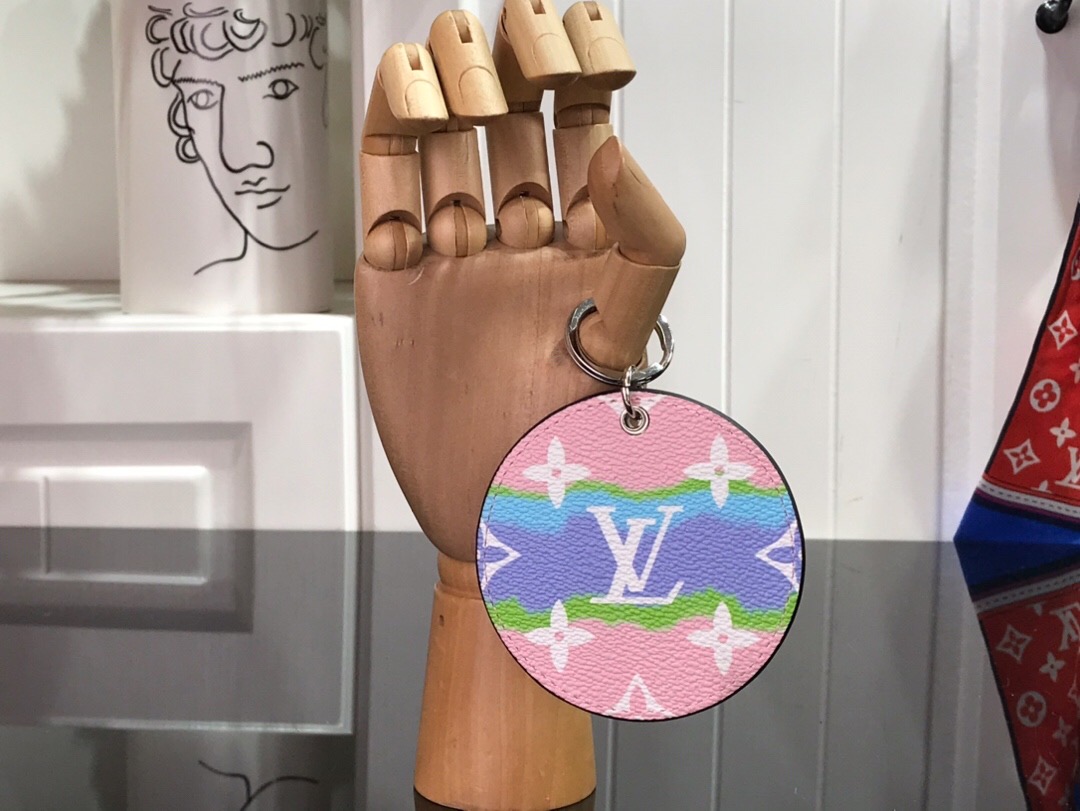 L0vis Vvtt0n Escale Key Holder And Bag Charm M69272