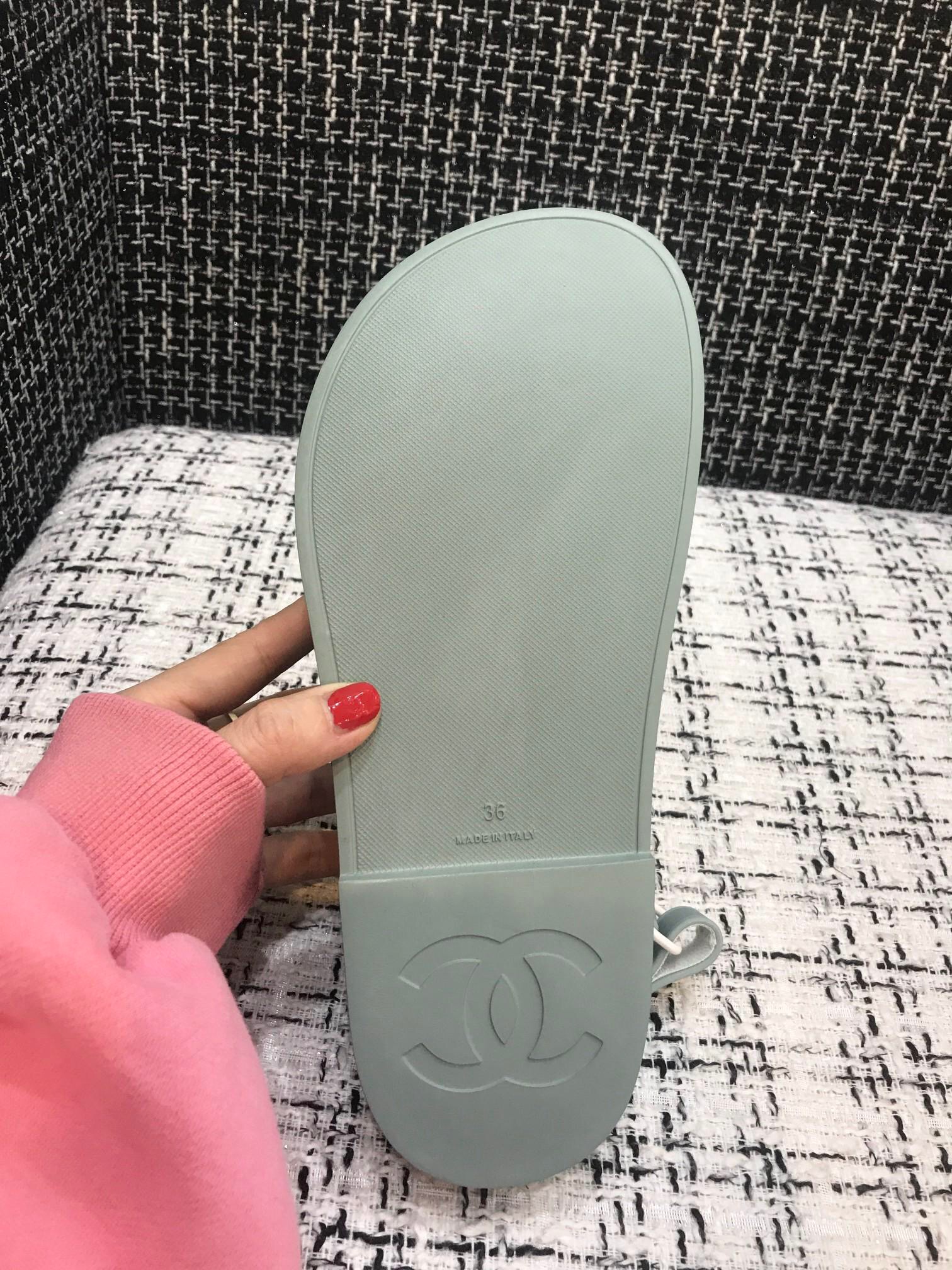 Ch**el Sandals 010
