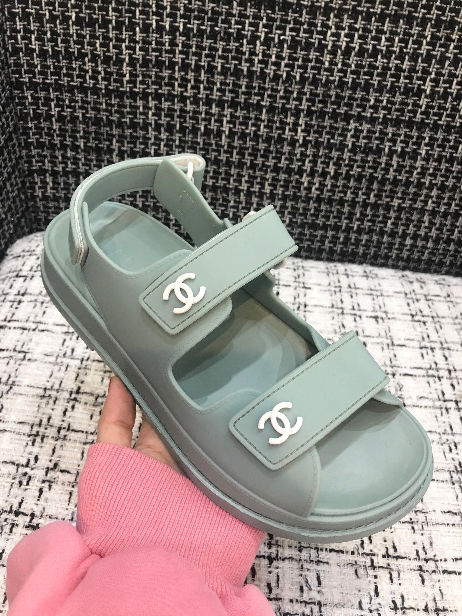Ch**el Sandals 010