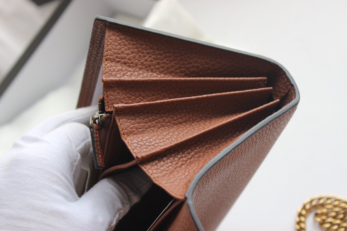 Gvc*1 Chain Shoulder Bag 20cm 003