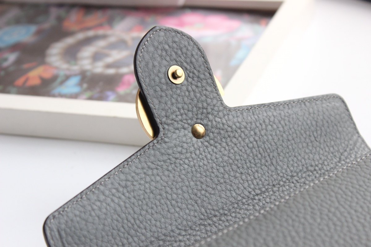 Gvc*1 Chain Shoulder Bag 20cm 004