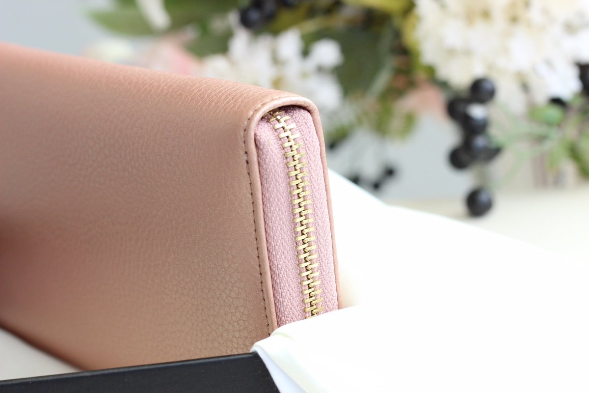 Gvc*1 Wallet 002