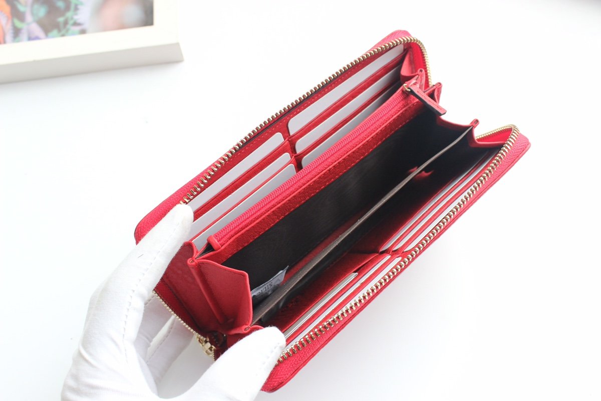 Gvc*1 Wallet 003