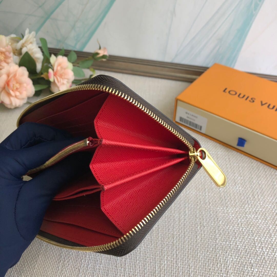 L0vis Vvtt0n Zippy Wallet M41896