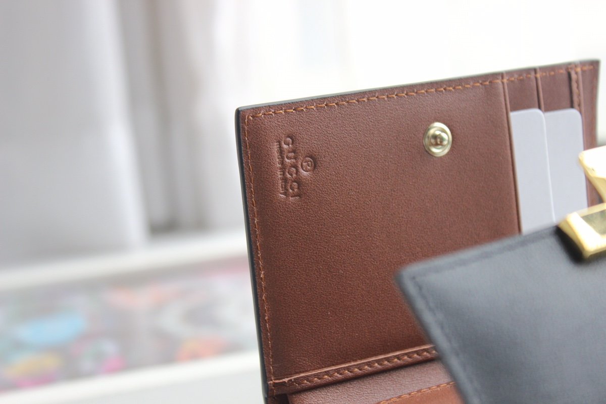 Gvc*1 Padlock wallet 002