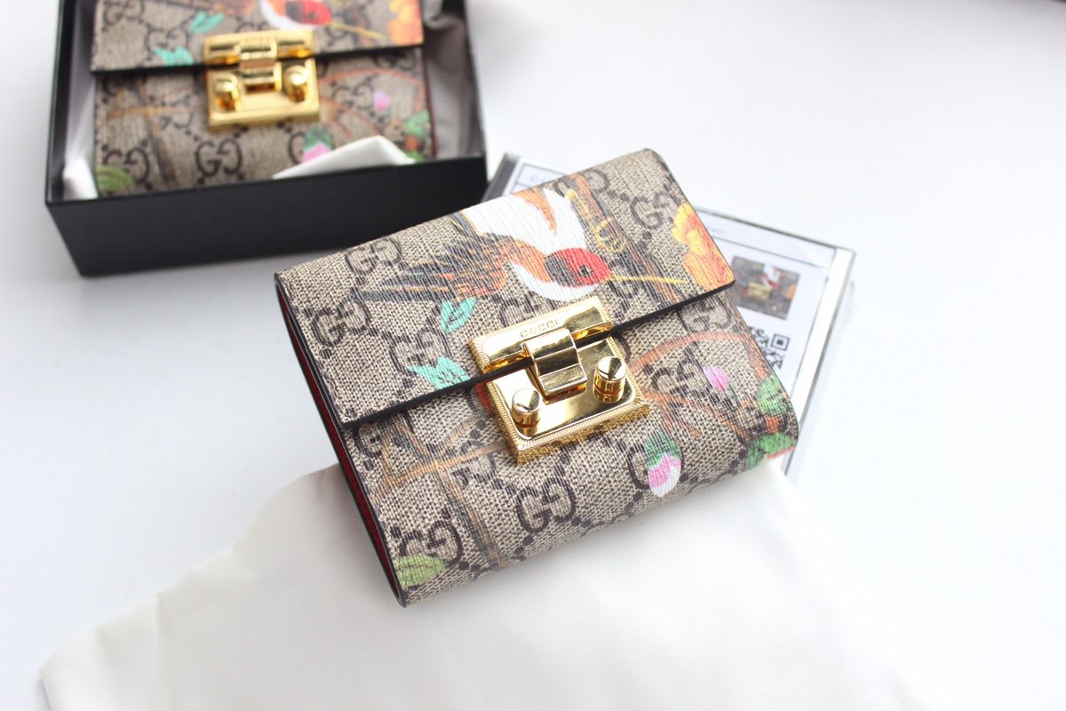 Gvc*1 Padlock wallet 003