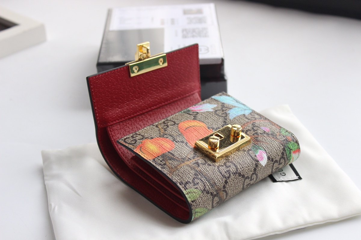 Gvc*1 Padlock wallet 003