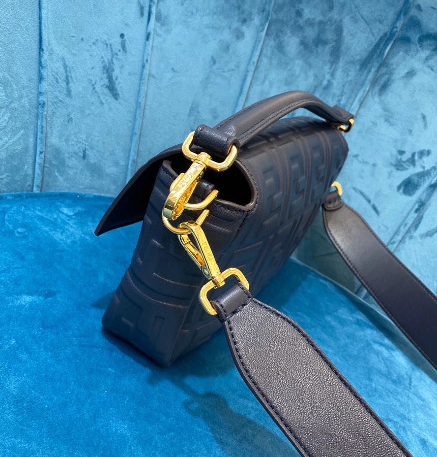 F**di Baguette Bag 26cm Blue