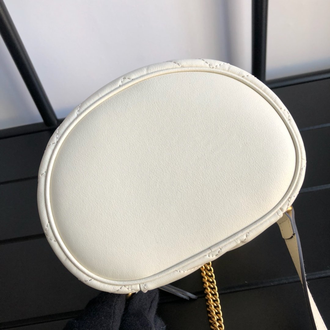 Gvc*1 GG Marmont Mini Backpack 002