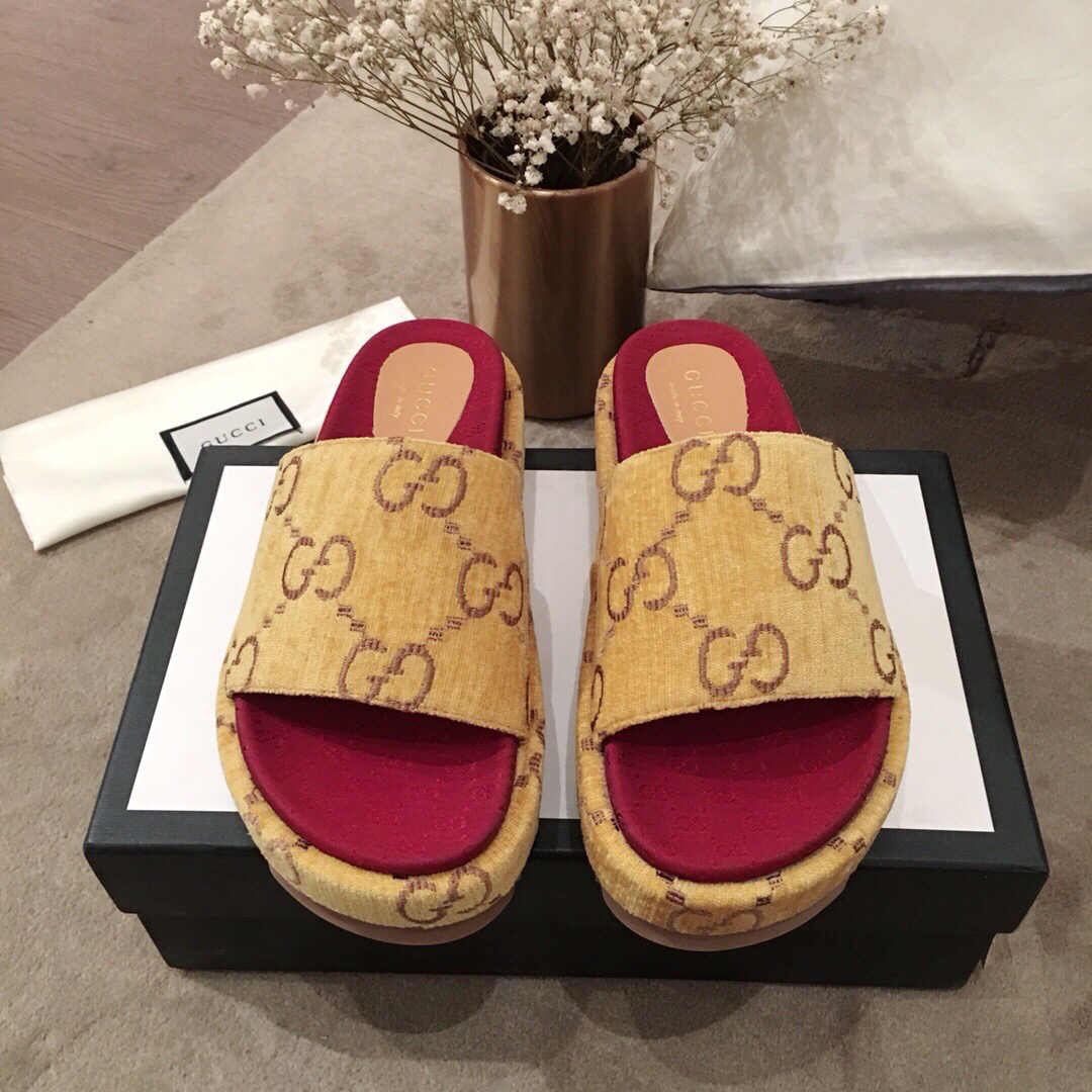 Gvc*1 Sandals 011