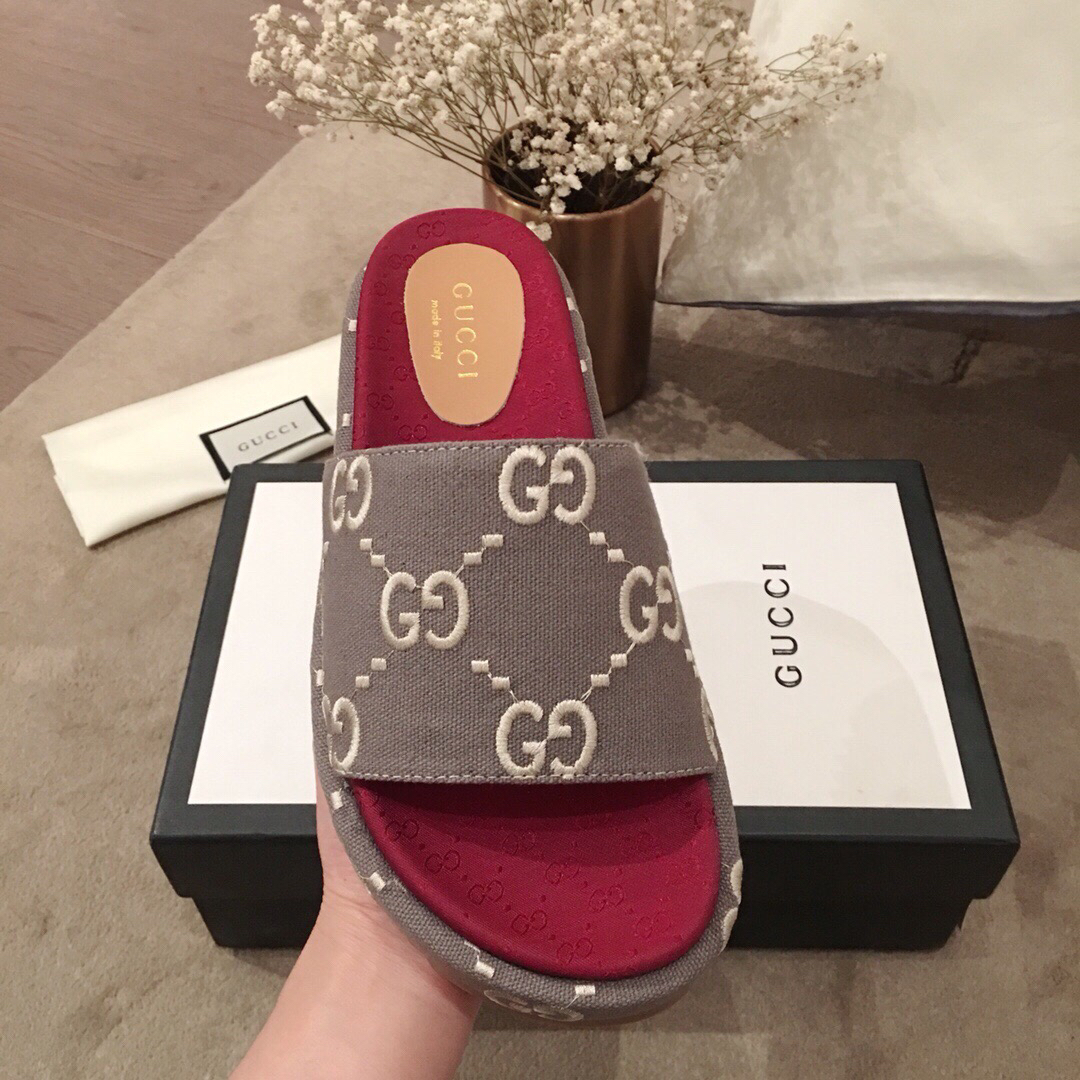 Gvc*1 Sandals 013