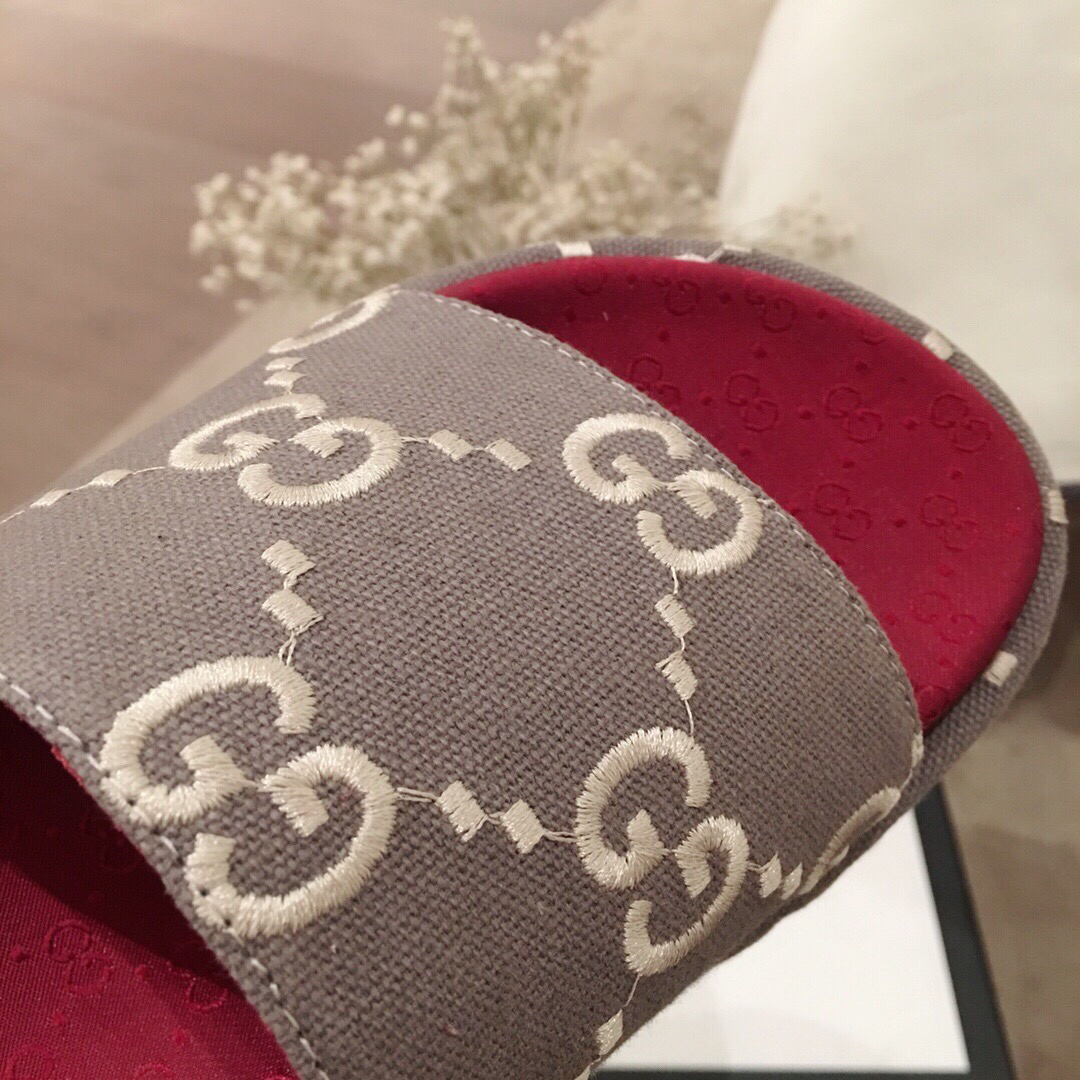 Gvc*1 Sandals 013