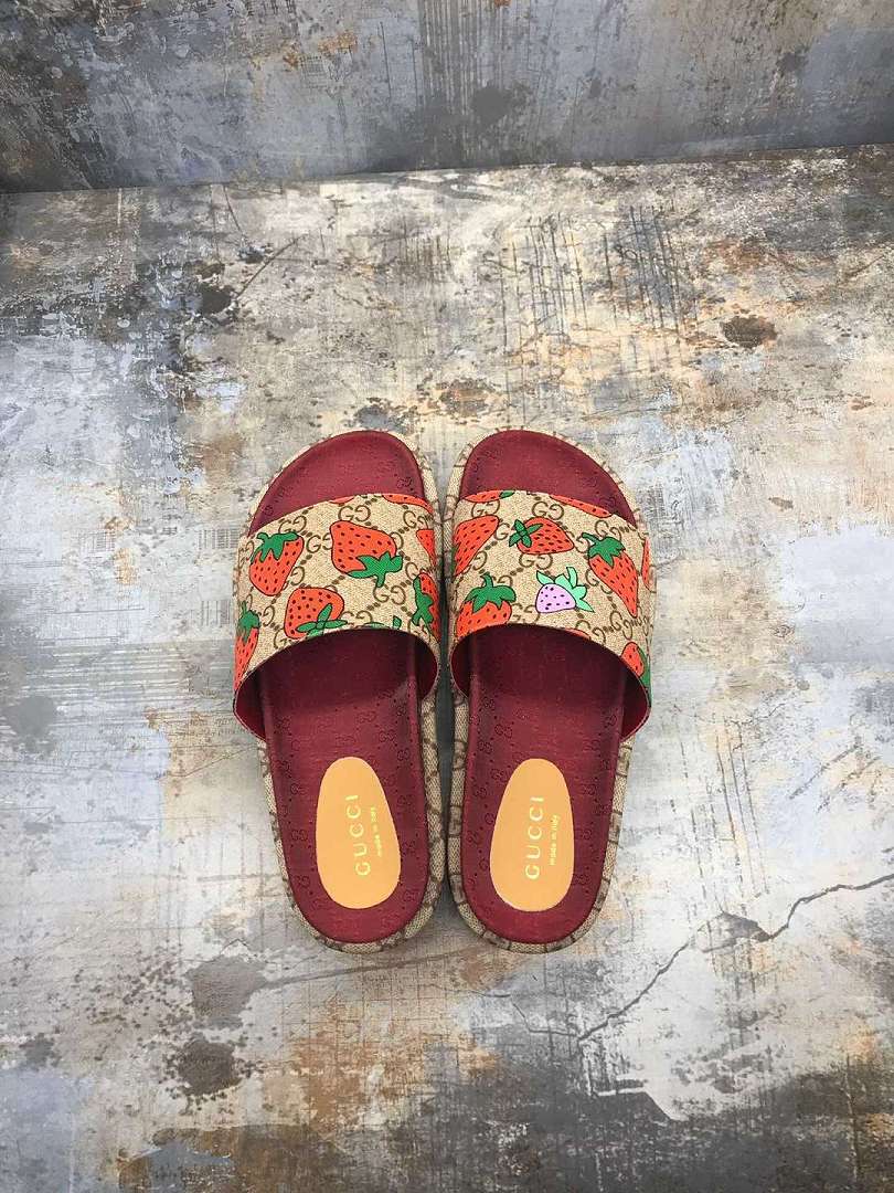 Gvc*1 Sandals 017