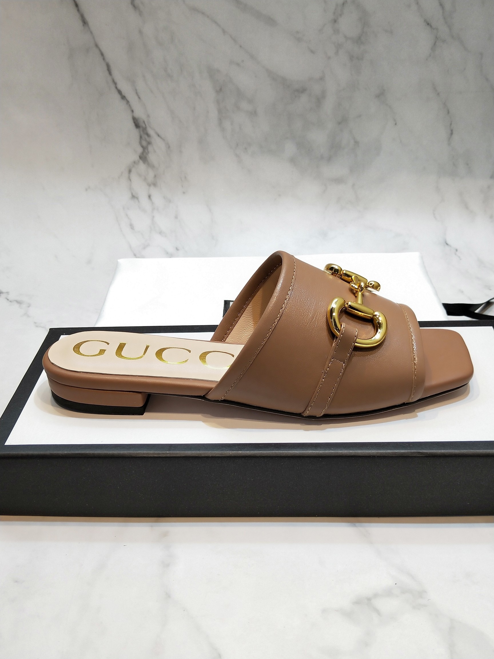 Gvc*1 Sandals 020
