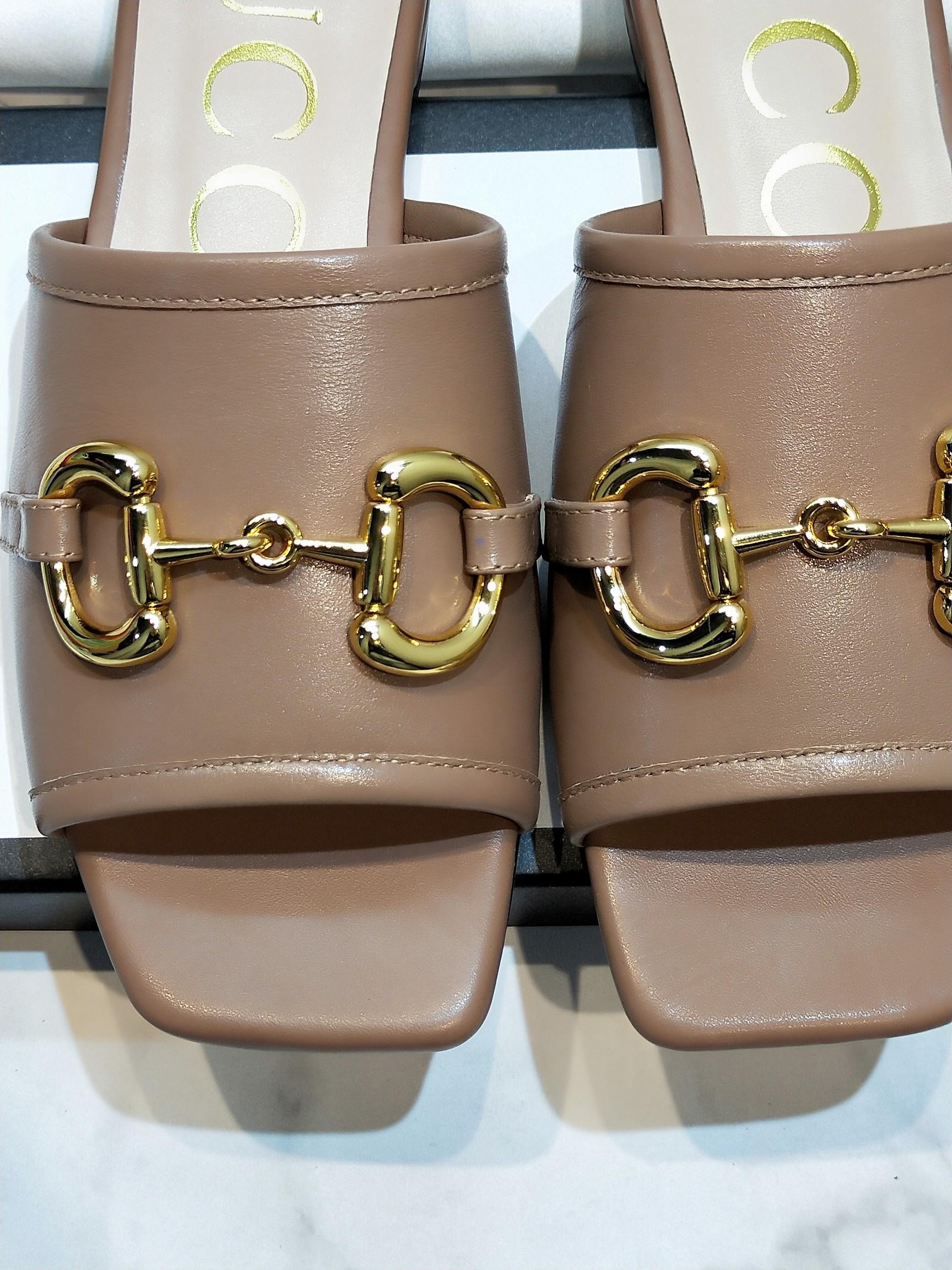 Gvc*1 Sandals 020