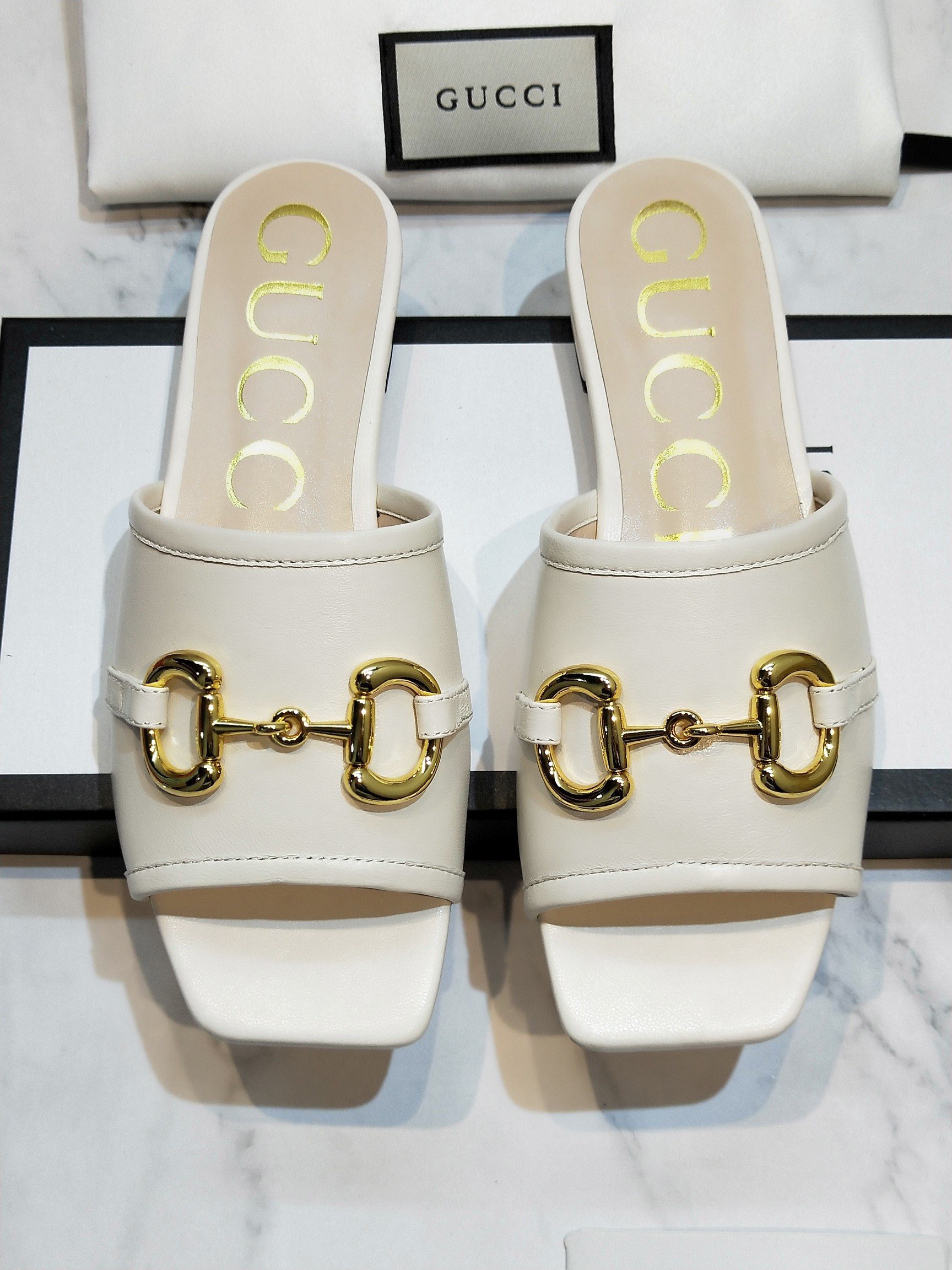 Gvc*1 Sandals 019