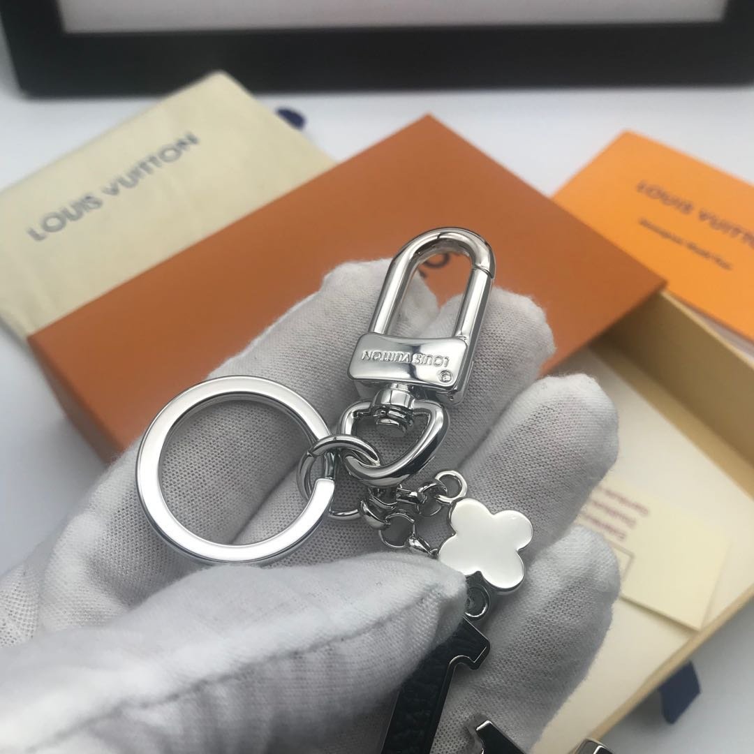 L0vis Vvtt0n Key Holder