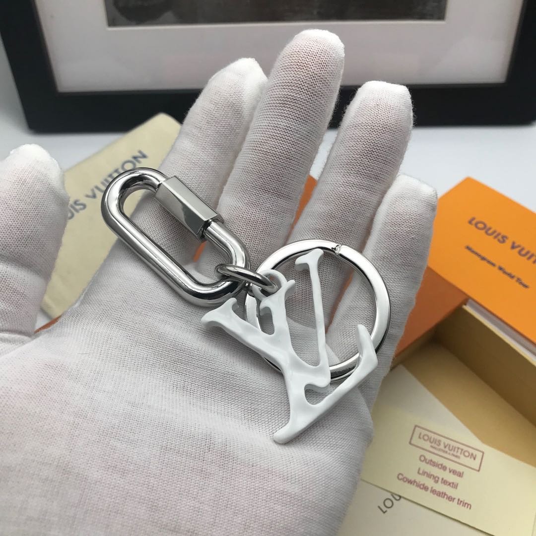 L0vis Vvtt0n Key Holder 006