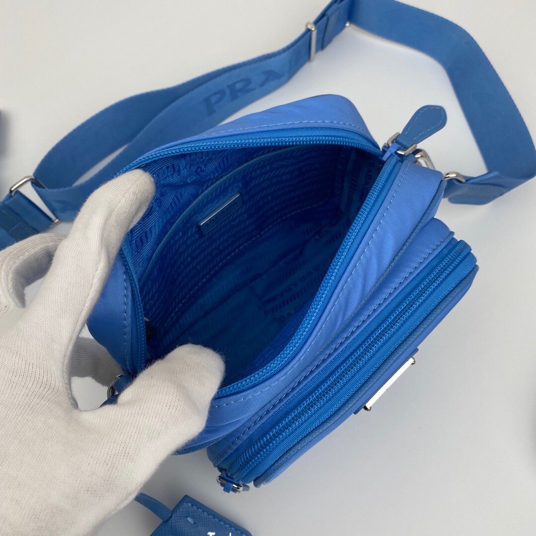 Pra*a Nylon Hobo Bag 20cm 002
